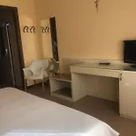 Hotel Casa Dell'ospite Brescia